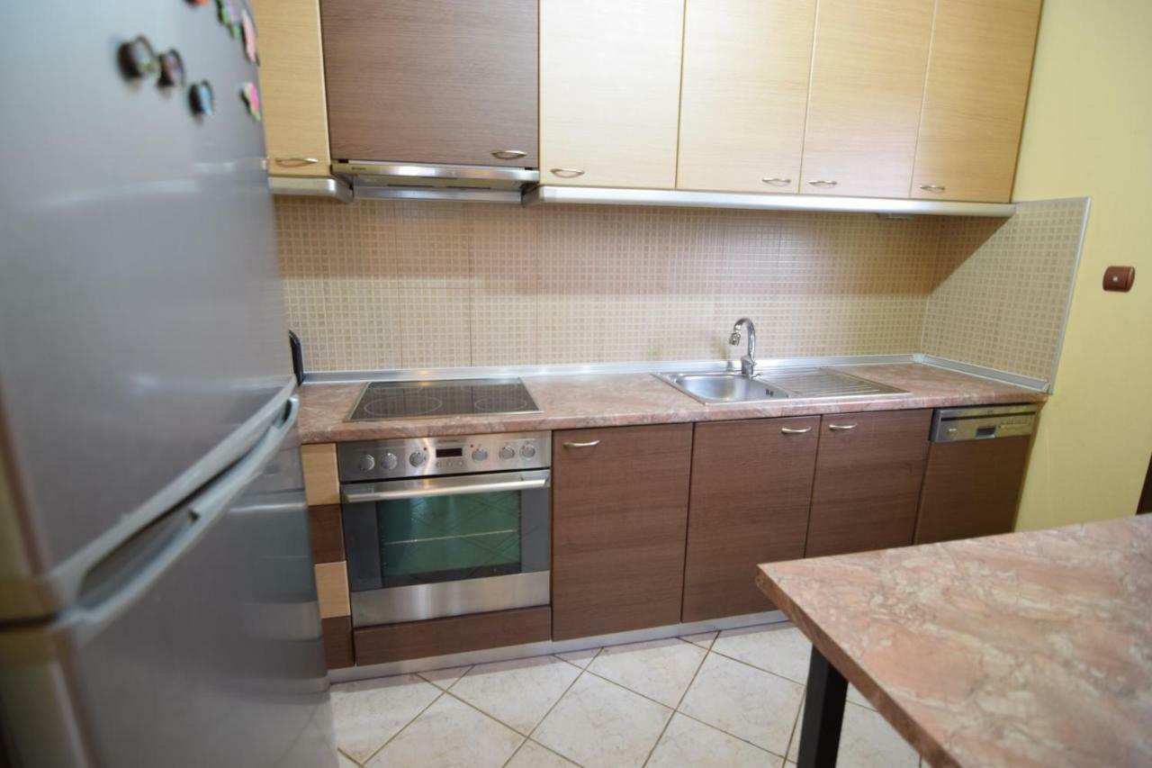 Holiday Villa Vee Nea Skioni Bagian luar foto